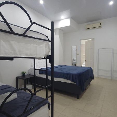 Surfo House Hotel & Hostel Tamarindo Eksteriør bilde