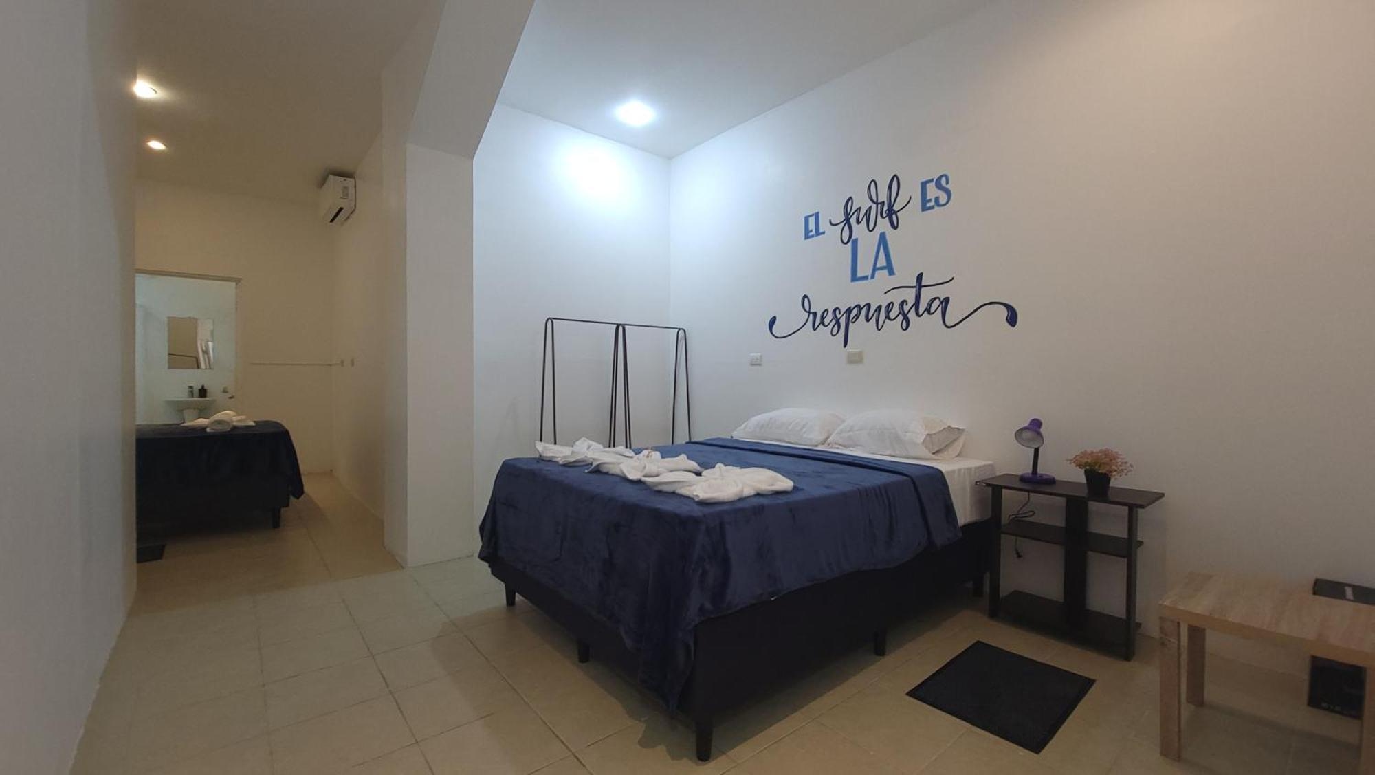 Surfo House Hotel & Hostel Tamarindo Eksteriør bilde