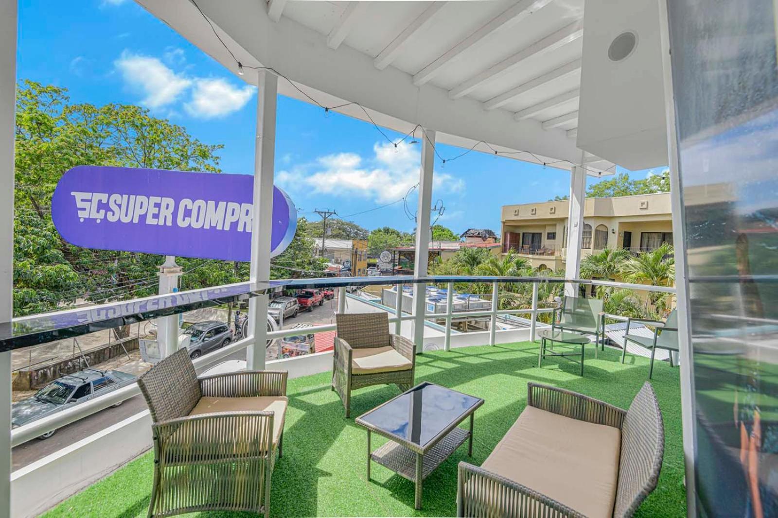 Surfo House Hotel & Hostel Tamarindo Eksteriør bilde