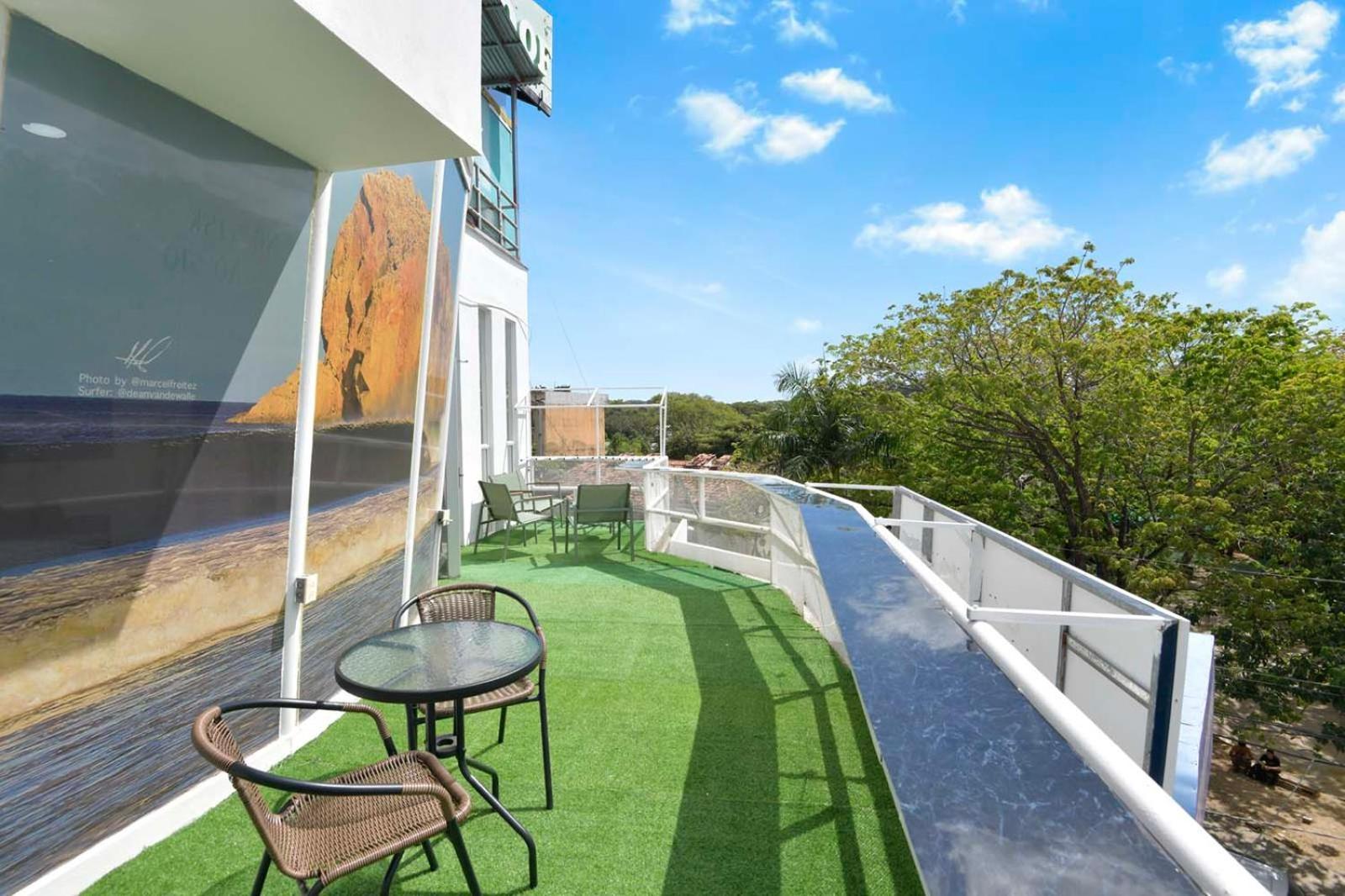 Surfo House Hotel & Hostel Tamarindo Eksteriør bilde